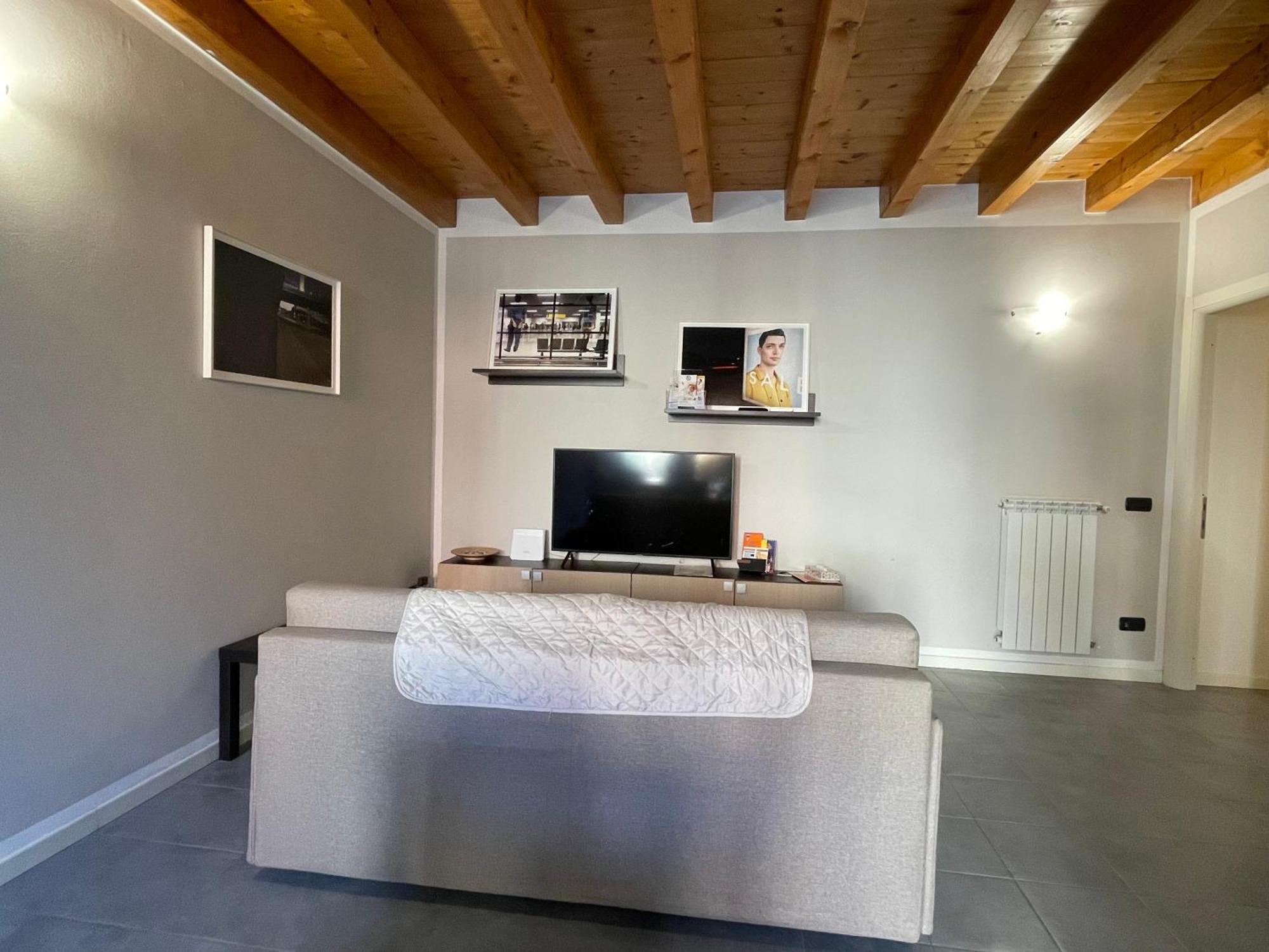 Dimora San Giorgio - Vicino Leolandia E Bergamo Appartement Bonate Sotto Buitenkant foto